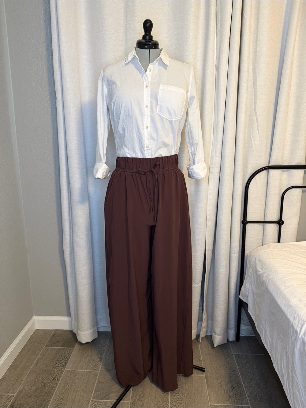 High Wait Wide Leg Drawstring Activewear Pants in Chocolate Brown